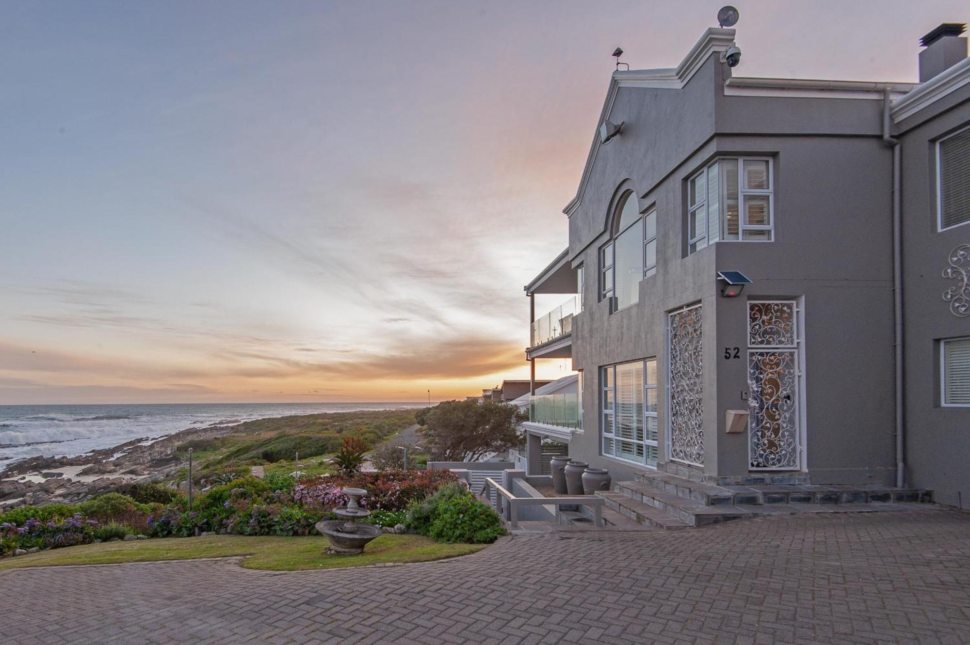 Absolute Ocean Boutique Guesthouse Hermanus Exterior photo